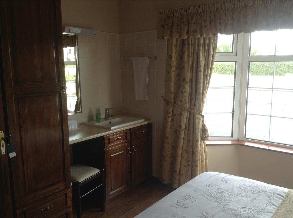 Hillcrest View Bed & Breakfast Kilrush Bilik gambar